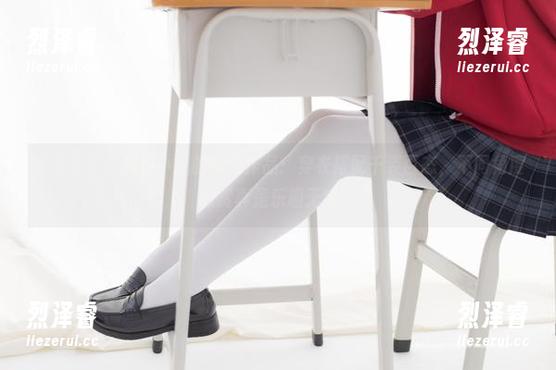 紧急企划 - 揭秘小枫的和服作品：穿衣搭配千姿百态，不同角度欣赏真是乐趣无穷。