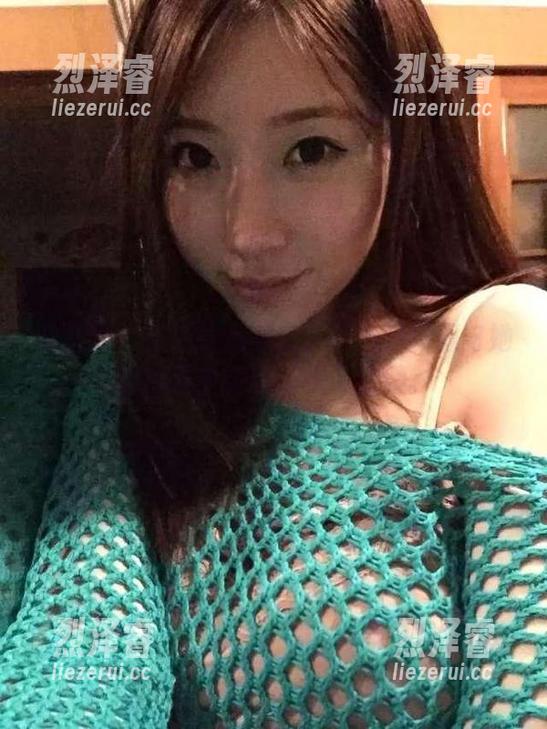微密圈 - 最新作品来袭：紫色哒豚豚与她的浴缸梦游记，水波荡漾。