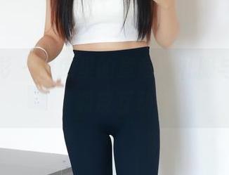 绮梦摄影 – 图库里的章章，礼服与魅力的调皮互动