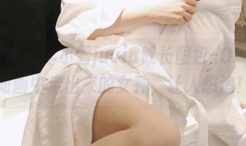 微密圈 – 羊小雪juvia舰长图包–OL，宛如画中走出来的女神，让人想追！