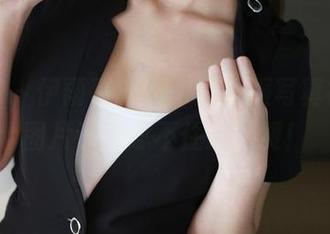 美媛馆 – 伊雨蔓Fiona的校服写真福利，图片让人忍不住想点赞！