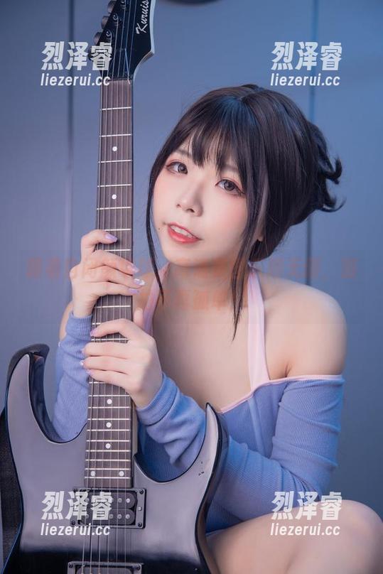 自闭颜球球 跟着自闭颜球球,高清美图乐趣无限,旅拍不再孤单!