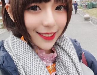 舞小喵泳衣套图：真是没谁了，这美得如梦似幻！