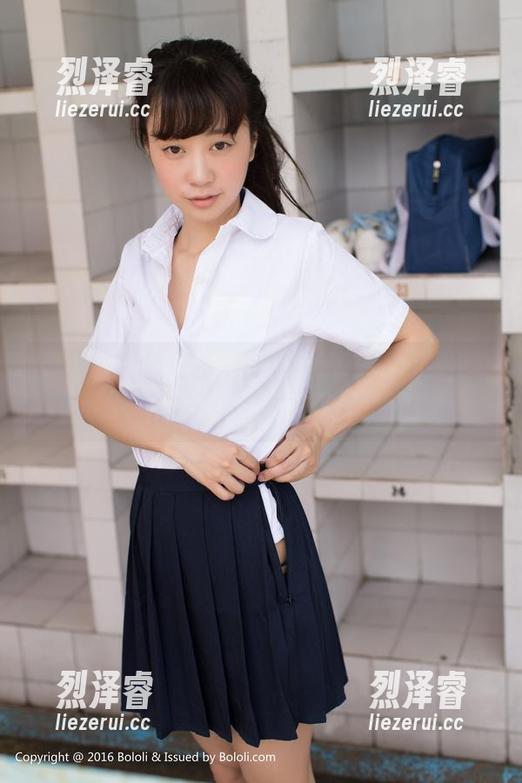 菠萝社 - Suki朱忆音少女写真合集：我的天，这种气质…谁能不心动？