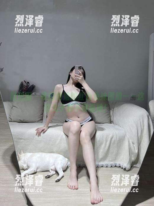 微密圈 - 铁锤姐姐的红色兔妹图册——这些兔子都不敢看她！