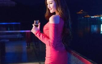 青豆客 – 图集里的Luvian本能：长腿的杀伤力，谁能拒绝？