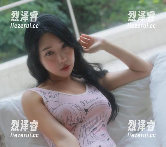 又一根大胡萝卜？韩国CoCo最新写真让人忍俊不禁！