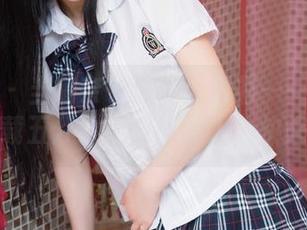 魅妍社 – 当萌奈子遇见白衬衫——高清画质，下载五分钟成时尚达人，快来试试！