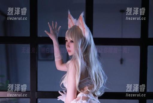 无圣光，黑白御猫的美脚来袭，绝对让你眼前一亮！